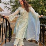 Shivaleeka Oberoi Instagram - It’s ok CHAND 🌙 Even I’m Khoya Khoya 🦋🤍