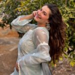 Shivaleeka Oberoi Instagram - It’s ok CHAND 🌙 Even I’m Khoya Khoya 🦋🤍