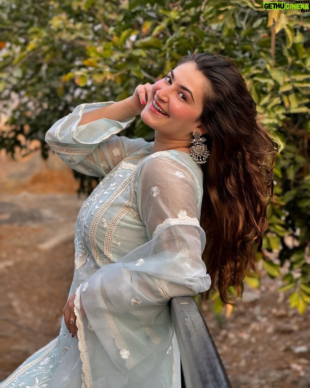 Shivaleeka Oberoi Instagram - Itβs ok CHAND π Even Iβm Khoya Khoya π¦π€