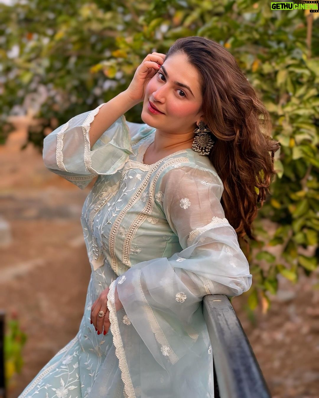 Shivaleeka Oberoi Instagram - Itβs ok CHAND π Even Iβm Khoya Khoya π¦π€