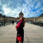 Shivaleeka Oberoi Instagram – Rêveuse 🥀

#Paris #Amour #Dreamy ☁️
