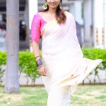 Shivani Narayanan Instagram - One for this🎵coz it’s trending 🤷‍♀️ Random video , Random timing 🤗