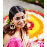 Shivani Narayanan Instagram - Welcoming Onam ☺️🌺🌹🌸🌼🪷 #onam2023 📸 @sathish_photography49