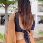 Shivani Narayanan Instagram - Just up for a small walk 👼 #sareelove #heeriye Saree @thariibyshrutika
