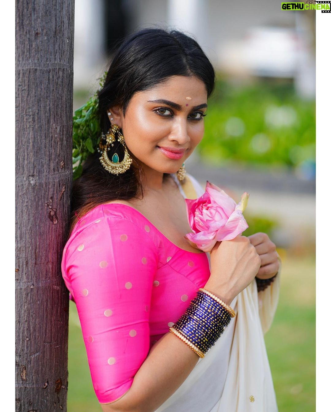 Shivani Narayanan Instagram - Welcoming Onam 🌸🌼🌺🪷