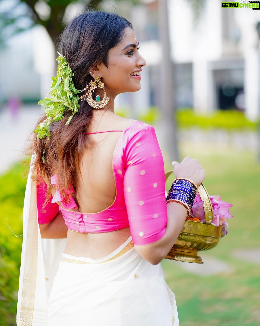 Shivani Narayanan Instagram - Welcoming Onam 🌸🌼🌺🪷