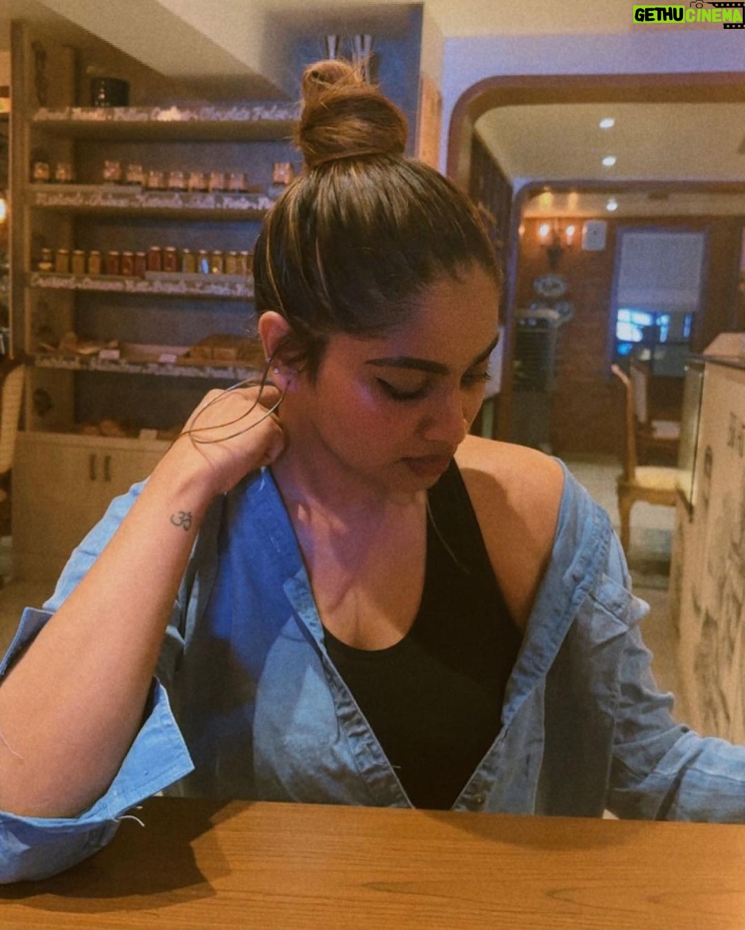 Shivani Narayanan Instagram - #classicism