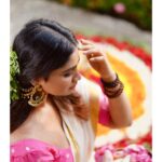 Shivani Narayanan Instagram - Welcoming Onam ☺️🌺🌹🌸🌼🪷 #onam2023 📸 @sathish_photography49
