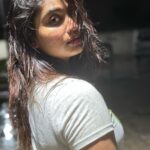 Shivani Narayanan Instagram - How many of u enjoyed rain like me last night ? 🙉🤷‍♀️ #chennairains #unfiltered
