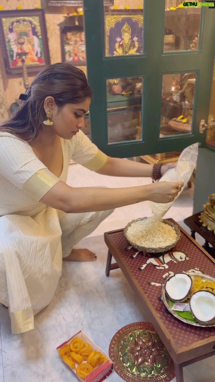 Shivani Narayanan Instagram - #poojaday🤍🪷