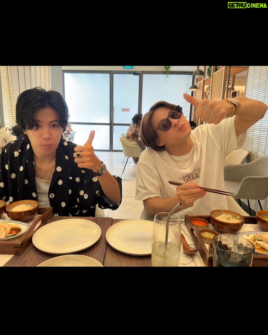 Sho Hirano - 1 Million Likes - i'm hungry🍴🫥🍴
Do you want to go out to eat?