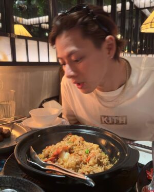 Sho Hirano Instagram - i'm hungry🍴🫥🍴

Do you want to go out to eat？