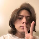 Sho Hirano Instagram - おはよー笑 今日の出かける前の寝癖載せておくね笑 多分左向いて寝てたんだろうね笑