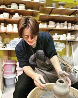Sho Hirano Instagram - 陶芸💁
7枚目の動画絶対やらかしてる顔
だよね😂