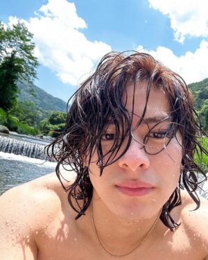Sho Hirano Instagram - 日焼けの原因🌞
川なんてめっちゃ久しぶりにはいったよ笑

最高でした🫠
みんなも川とか海入る時気をつけてね！

夏の思い出を肌に刻んだ平野でしたっ