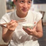 Sho Hirano Instagram - 昨日寝癖の写真あげた時 出掛ける前って言ってたでしょ？ 実は神と出掛けてたよー！笑 海の方行ってマグロ食べてきた！