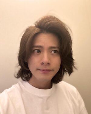 Sho Hirano Instagram - おはよー笑
今日の出かける前の寝癖載せておくね笑
多分左向いて寝てたんだろうね笑