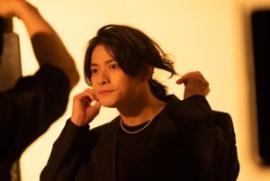 Sho Hirano Instagram - おはよ！
昨日はみんなありがとう！
楽しかったね！！！
そんで今日は、アー写を撮った日の
オフショットを上げてくよーん
10枚目いっぱい使ったわ笑
楽しかったけど3枚目は朝の激ねむで
最後は体力尽きた平野をご覧下さい笑