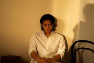 Sho Hirano Instagram - おはよ！
昨日はみんなありがとう！
楽しかったね！！！
そんで今日は、アー写を撮った日の
オフショットを上げてくよーん
10枚目いっぱい使ったわ笑
楽しかったけど3枚目は朝の激ねむで
最後は体力尽きた平野をご覧下さい笑
