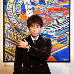 Shohei Miura Instagram - 新しくオープンした「ウブロ表参道ブティック」にお邪魔しました。
HUBLOTを代表するモデル「ビッグ・バン」の時計は、上品なゴールドと、シックなブラックの色合いがウブロらしくて素敵でした。
@hublot 
@hublot_japan

#ウブロ #hublot #HublotCheerfulGreetings #HublotPerfectGift