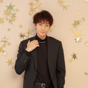 Shohei Miura Instagram - TIFFANY HOLIDAY 2021@GINZA FLAGSHIP STORE

#TiffanyAndCo
#TIffanyGinza
@tiffanyandco
衣装
@louisvuitton