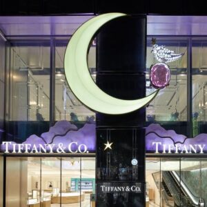 Shohei Miura Instagram - TIFFANY HOLIDAY 2021@GINZA FLAGSHIP STORE

#TiffanyAndCo
#TIffanyGinza
@tiffanyandco
衣装
@louisvuitton