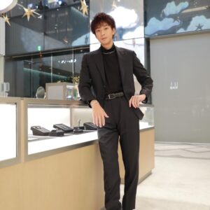 Shohei Miura Instagram - TIFFANY HOLIDAY 2021@GINZA FLAGSHIP STORE

#TiffanyAndCo
#TIffanyGinza
@tiffanyandco

衣装
@louisvuitton