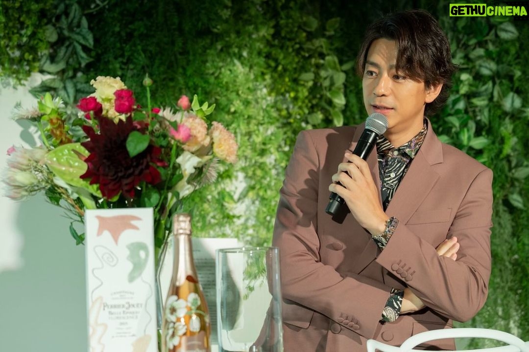 Shohei Miura Instagram - 🍾💐🥀🍾 ペリエ ジュエ POP-UPイベント 「THE HOUSE OF WONDER by Perrier-Jouët」 開催中です!!! シャンパーニュとアートを心ゆくまで愉しめる、ブランド史上最大規模のPOP-UPが 2023年10月12日(木)~10月29日(日)の間、WITH HARAJUKUで開催中です。 #PR #ペリエジュエ #Perrierjouet #花はすべてのはじまり #thehouseofwonder