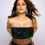 Shraddha Das Instagram - 🍐 Wearing: @womenueofficial Rings and cuffs : @the_jewel_gallery Styling : @baharberii Make up : @raashikashetty Hair : @hairbyprem 📸 @siddheshpandeyy Thank you @advait_vaidya for the help on edit ❤️