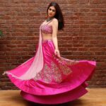 Shraddha Das Instagram - 🌺 Outfits and jewellery :- @pritisahnidesigns MUA :- @makeoverbyamiofficial Hair artist :- @jyotiwaikar_makeupartist Photography :- @ashwinmahajain_ Priti Sahni Designs