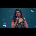 Shreya Ghoshal Instagram - “Maa Special" episode mein Shreya ji samjhaayengi maa hone ki khushi, aur humaare contestants denge apni moms ko special tribute. ❤️✨ Dekhiye #IndianIdol Maa Special, aaj raat, 8 baje, sirf #SonyEntertainmentTelevision par. @shreyaghoshal @kumarsanuofficial @vishaldadlani @huseinkk @fremantleindia #IndianIdol14 #EkAwaazLakhonEhsaas