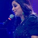 Shreya Ghoshal Instagram - Frankly, can there be a dreamier sequence than having the queen @shreyaghoshal accompany herself on the piano? On behalf of all the fans of the unparalleled, unmatched and peerless queen of our times, the @shreyaghoshal, this is a note of gratitude and appreciation for setting up the perfect dream sequence! This ethereal, subliminal composition of maestro @arrahman with voices by @shreyaghoshal and @bennydayalofficial and lyrics by @prasoonjoshilive is one of the most evocative songs of our times! Needless to say, this clip from her sold out tour in the UK is going to stay on loop mode! Show Director: @ohthatguymayur Acoustic guitar: @jobindavid Flute: @rajeevprasannaflute Acoustic guitar: @abdg_1988 @aamirkhanproductions @simply.asin @mantenamadhu @btosproductions @graceentertainmentuk @wembleystadium @ovoarena @pravinmanimusic @brutofficiel @brutofficiel @mensxpofficial @pinkvilla @viralbhayani @bbcnews @bbcasiannetwork @bobbyfricton @iharoonrashid @deenanarshi #ShreyaGhoshal #ShreyaGhoshalLive #ShreyaGhoshalLiveInConcert #AllHeartsTour #ShreyaGhoshalAllHeartsTour #Bollywood #LiveMusic #SGFC #ShreyaGhoshalFamily #ShreyaGhoshalFanClub #arrahman #arrahmansongs #ghajini #aamirkhan #sgarabians #dubai #usa #tour