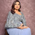 Shreya Ghoshal Instagram - 😜 Outfit: @clothezology_by_aastha Jewellery: @aquamarine_jewellery Stylist: @stylebysaachivj Styling Team: @styledbynikinagda @sanzimehta777 Styling intern: @muskaanparakh Photographer: @ashish_ojha_photography
