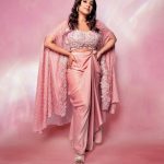 Shreya Ghoshal Instagram - Happy Valentine’s Day to you all💖💖💖 Outfit: @iamdesignofficial Jewels: @curiocottagejewelry Stylist: @stylebysaachivj Styling Team: @sanzimehta777 @styledbynikinagda Styling intern: @muskaanparakh MUA: @tessiequiney Hair: @maggie_hairstylists1989 Photographer: @ashish_ojha_photography