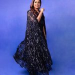 Shreya Ghoshal Instagram - Gustakhiyan maaf ho Outfit: @achinbindlishofficial Earrings & Kadas: @adan_creation_ Ring: @aquamarine_jewellery Stylist: @stylebysaachivj Styling team: @sanzimehta777 @nehha_o MUA: @tessiequiney Hair: @maggie_hairstylists1989 Photographer: @harshphotography11