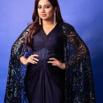 Shreya Ghoshal Instagram - Gustakhiyan maaf ho Outfit: @achinbindlishofficial Earrings & Kadas: @adan_creation_ Ring: @aquamarine_jewellery Stylist: @stylebysaachivj Styling team: @sanzimehta777 @nehha_o MUA: @tessiequiney Hair: @maggie_hairstylists1989 Photographer: @harshphotography11