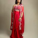 Shreya Ghoshal Instagram - Raghuvar teri raah raah nihare saaton janam se Siya 🌼🙏🏻♥️🌼 Outfit: @label_ava Jewellery: @sorayaajewels_ Stylist: @stylebysaachivj Styling Team: @sanzimehta777 Photographer: @harshphotography11