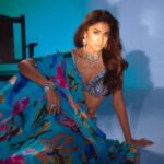 Shriya Saran Instagram - Magazine: @culturedwedding Managing Editor: @yadav_manjeet Business Head: @divyanijain1925 Stylist: @juhi.ali Photographer: @tejasnerurkarr Make-up: @makeupbymahendra7 Hair: @priyanka_sherkar1 Outfit: @officialjuhibengani Jewellery: @palacejewellerspltd Location: @maximusstudiomumbai Artist’s PR: @communiquefilmpr Videographer: @chalchitrakar Co-ordinated by: @nadiiaamalik