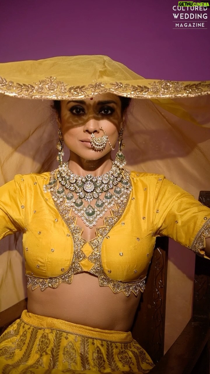 Shriya Saran Instagram - Magazine: @culturedwedding Managing Editor: @yadav_manjeet Business Head: @divyanijain1925 Stylist: @juhi.ali Photographer: @tejasnerurkarr Make-up: @makeupbymahendra7 Hair: @priyanka_sherkar1 Outfit: @real_weaverstory Jewellery: @virokbytatiwalas Location: @maximusstudiomumbai Artist’s PR: @communiquefilmpr Videographer: @chalchitrakar Co-ordinated by: @nadiiaamalik