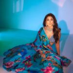 Shriya Saran Instagram - Magazine: @culturedwedding Managing Editor: @yadav_manjeet Business Head: @divyanijain1925 Stylist: @juhi.ali Photographer: @tejasnerurkarr Make-up: @makeupbymahendra7 Hair: @priyanka_sherkar1 Outfit: @officialjuhibengani Jewellery: @palacejewellerspltd Location: @maximusstudiomumbai Artist’s PR: @communiquefilmpr Videographer: @chalchitrakar Co-ordinated by: @nadiiaamalik