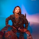 Shriya Saran Instagram - Here we go the first from the lot ! Magazine: @culturedwedding Managing Editor: @yadav_manjeet Business Head: @divyanijain1925 Stylist: @juhi.ali Photographer: @tejasnerurkarr Make-up: @makeupbymahendra7 Hair: @priyanka_sherkar1 Outfit: @gazalguptacouture Jewellery: @palacejewellerspltd Location: @maximusstudiomumbai Artist’s PR: @communiquefilmpr Videographer: @chalchitrakar Co-ordinated by: @nadiiaamalik