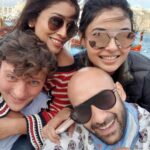 Shriya Saran Instagram - Happy birthday @therahulaggarwal and @theanjaliaggarwal sending you both lots of love and happinesss. @therahulaggarwal is the nicest human being I know. …. Rahul you are mad crazy and silly but we all love you. We adore you. Love you Rahul baba …. Radha says Rahul Rahul is my friend mama Anjali aunty I miss your Christmas cake. Soon !!!! C you guys soon @suparnamoitra_ @andreikoscheev @deeptireddyofficial