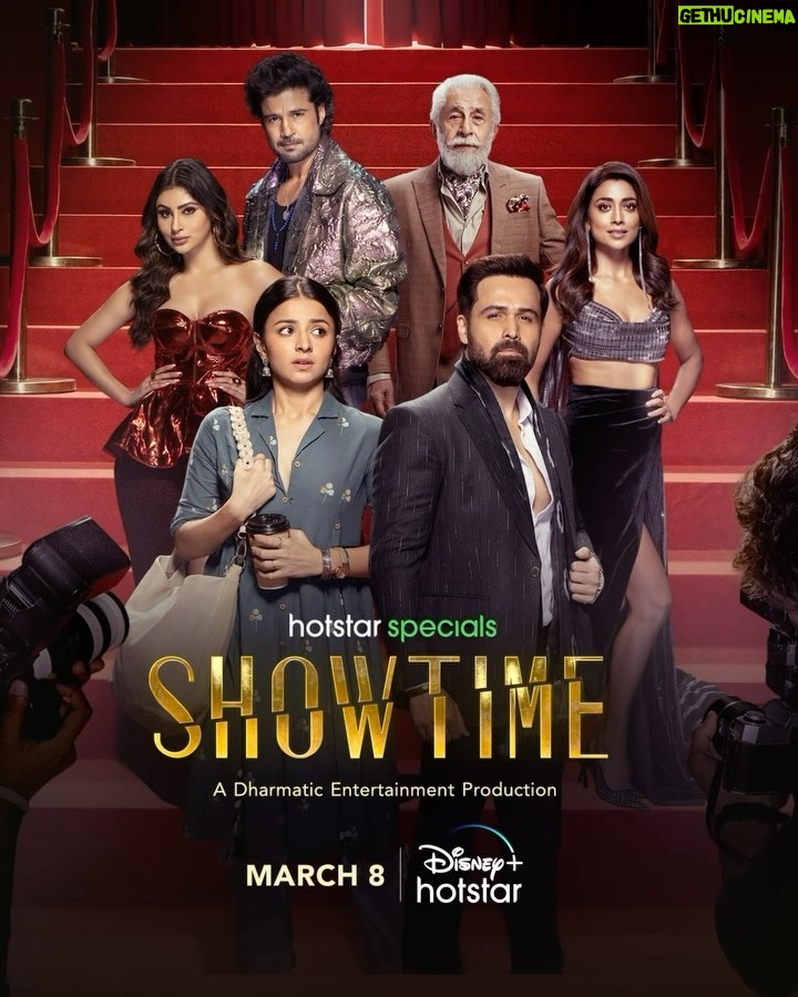 Shriya Saran Instagram - Here to serve up a dish of Bollywood drama like never before! 😎 #HotstarSpecials #Showtime streaming March 8th only on @disneyplushotstar #ShowtimeOnHotstar @karanjohar @apoorva1972 @somenmishra @mihirbd @gogoroy @kumararchit @naseeruddin49 @therealemraan @mahima_makwana @imouniroy @simplyrajeev @shriya_saran1109 @neeraj_madhav @vishalvashishtha @ghuggss #VijayRaaz #LaraChandni @mitchinder @jehanhanda @karandontsharma @Bhaskarville @tallz.music @dharmaticent