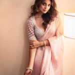 Shriya Saran Instagram - @arunprasath_photography @sithara_kudige thank you for Thai stunning saree and blouse Make up @sakpalnilesh267 Hair @priyanka_sherkar1