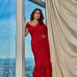 Shriya Saran Instagram - Thank you @anoop.devaraj for amazing pictures Wearing @jade_bymk Styled by @sukritigrover For @tajvi_gold Dubai Make up @makeupbymahendra7 Hair @simakamali_hairstylist @anuj16rai