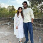 Shruthi Prakash Instagram - And that’s a wrap on Baraat🥹❤️🎥 Sanj and Hrishuuu can’t wait ✨ Aap ladke vale ki taraf se hai ya ladki vale ki? #shrutiprakash #featurefilm #baraat #shootdiairies #raipur