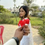 Shruthi Prakash Instagram - 🌺 MUA @chanchal_makeover21 #shrutiprakash #baraat #hindifeaturefilm #love #raipurdiaries #onset