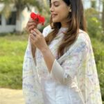 Shruthi Prakash Instagram - 🌺 MUA @chanchal_makeover21 #shrutiprakash #baraat #hindifeaturefilm #love #raipurdiaries #onset