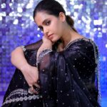 Shruthi Prakash Instagram - 🖤 Mua @glamupbyanvita Hairdo @hairartistry_by_gagana Outfit @classy_renthouse Photography @pavanphotography__