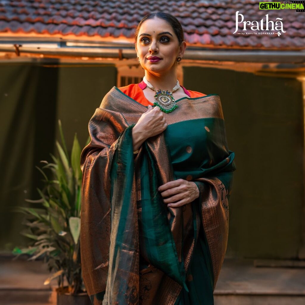 Shruti Marathe Instagram - Discover @pratha_sarees’ exquisite Kanjeevarams woven with fine copper zari! A cherished heirloom graced by @shrumarathe’s enchanting persona! WhatsApp on 9822240402 for inquiries Visit - www.prathasarees.com Follow us on social media for the latest addition of sarees: Facebook | Instagram | YouTube #shrutimarathe #kanjeevaram #kanjeevaramsilks #tissuebrocade #traditionalsaree #silksarees #prathasarees#ElegantDrapes #PrathaCreations #IndianFashion #HandcraftedElegance #EthnicChic #TraditionalWeaves #SareeLove